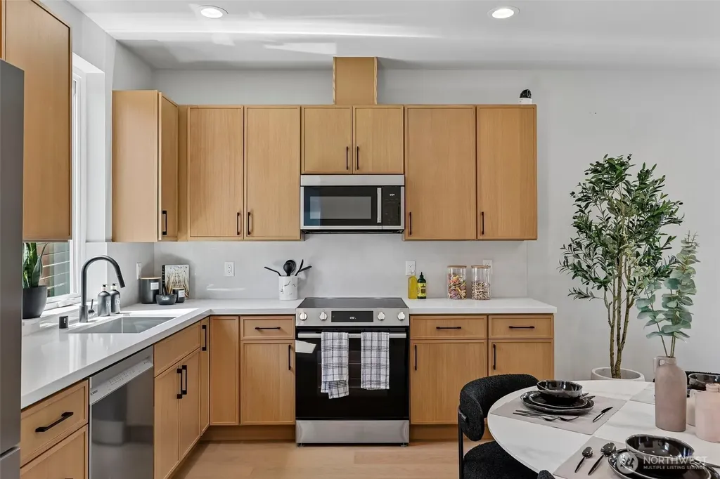 7324 7th Place SW Seattle WA 98106