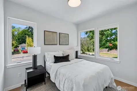 7324 7th Place SW Seattle WA 98106