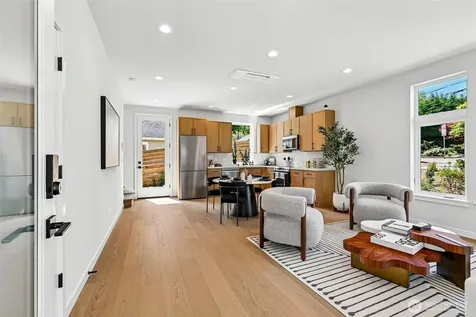 7324 7th Place SW Seattle WA 98106