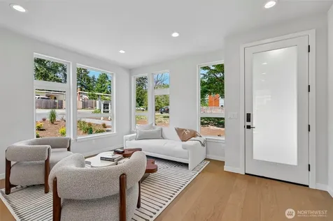 7324 7th Place SW Seattle WA 98106