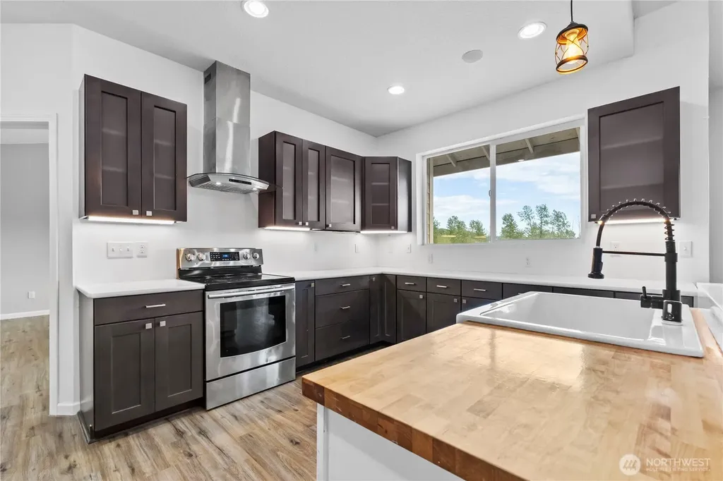 249 Flatt Road Kelso WA 98626