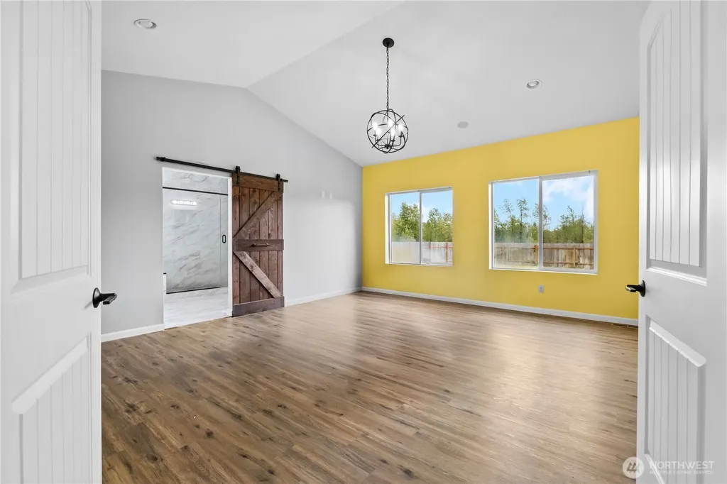 249 Flatt Road Kelso WA 98626