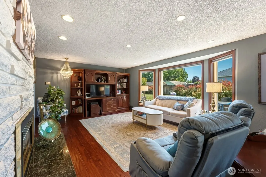1933 Scarpelli Street Walla Walla WA 99362