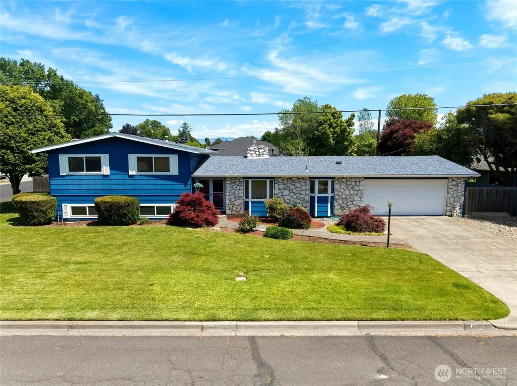 1933 Scarpelli Street Walla Walla WA 99362