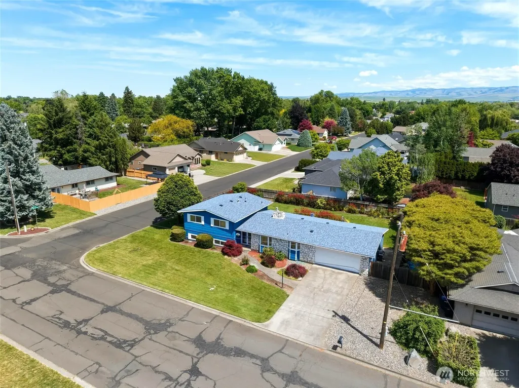 1933 Scarpelli Street Walla Walla WA 99362