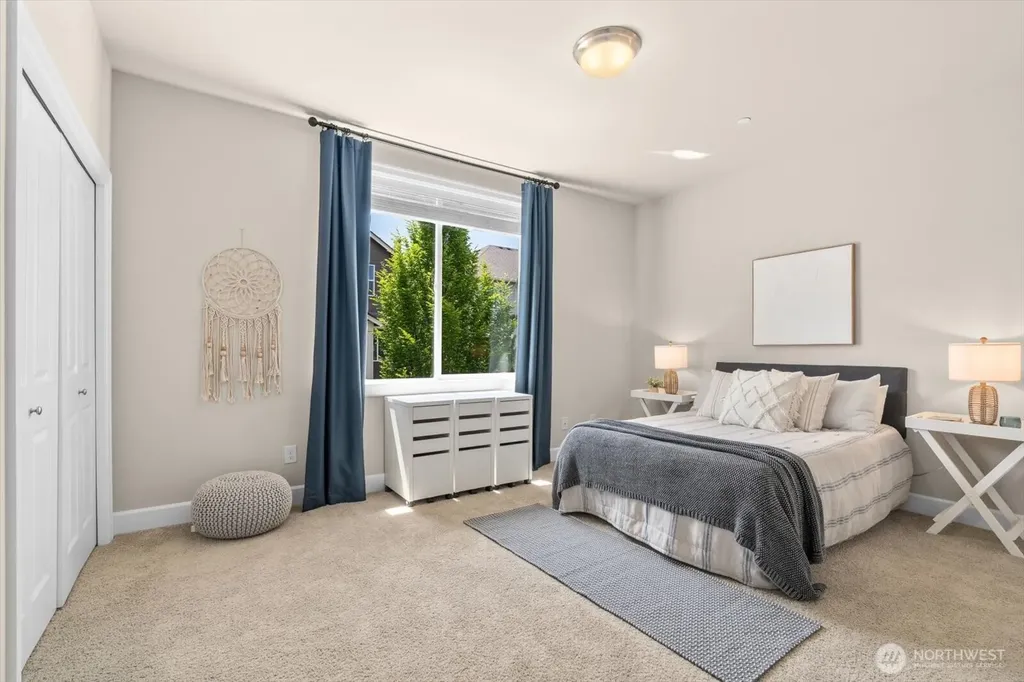 21355 NE 2nd Court Sammamish WA 98074