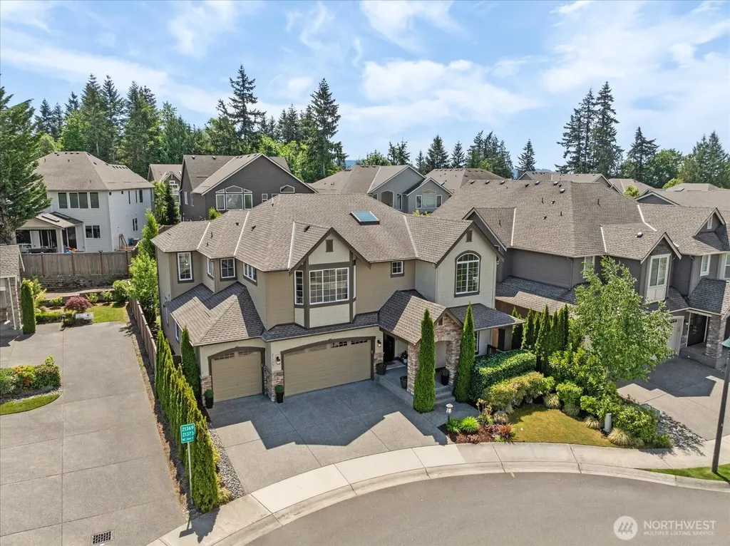 21355 NE 2nd Court Sammamish WA 98074