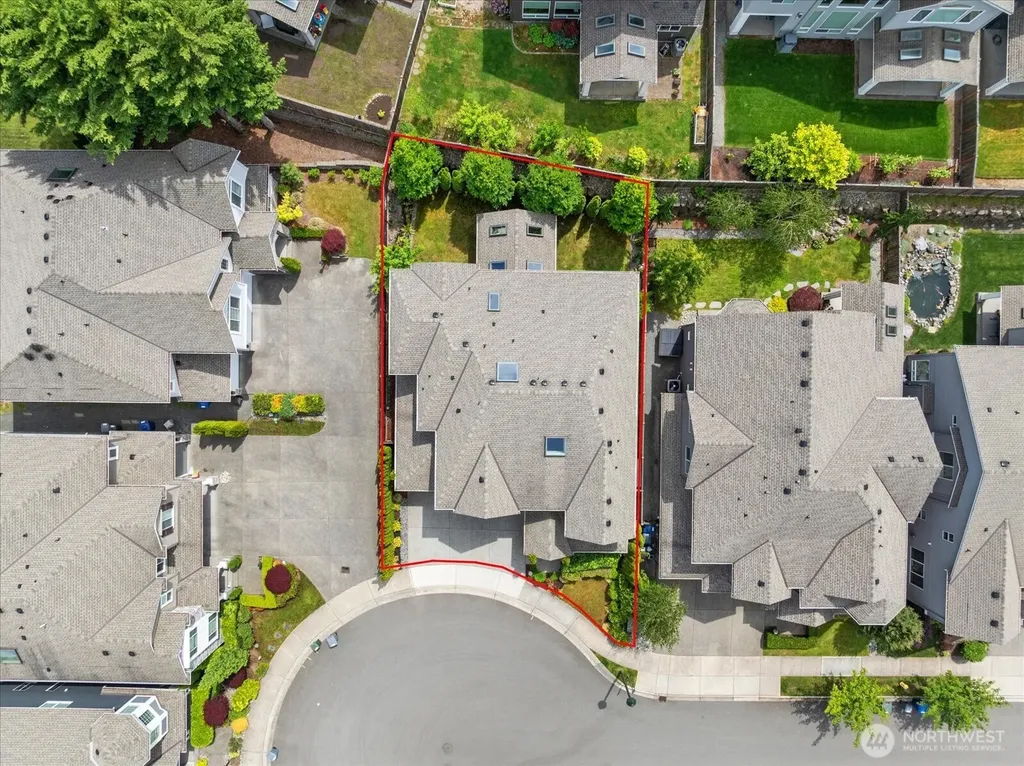 21355 NE 2nd Court Sammamish WA 98074