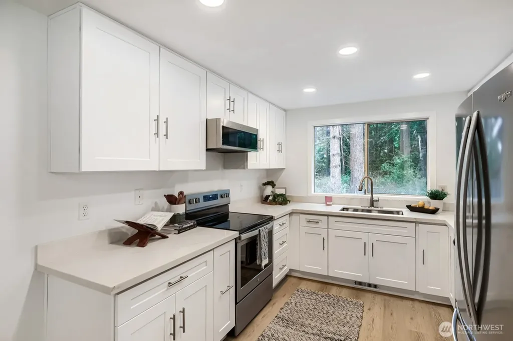 3929 Hoffman Court SE Olympia WA 98501