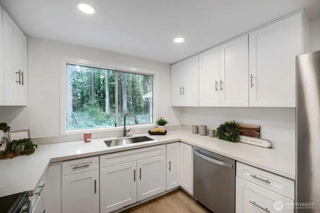 3929 Hoffman Court SE Olympia WA 98501