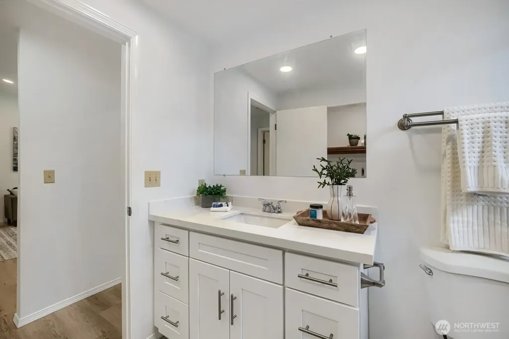 3929 Hoffman Court SE Olympia WA 98501