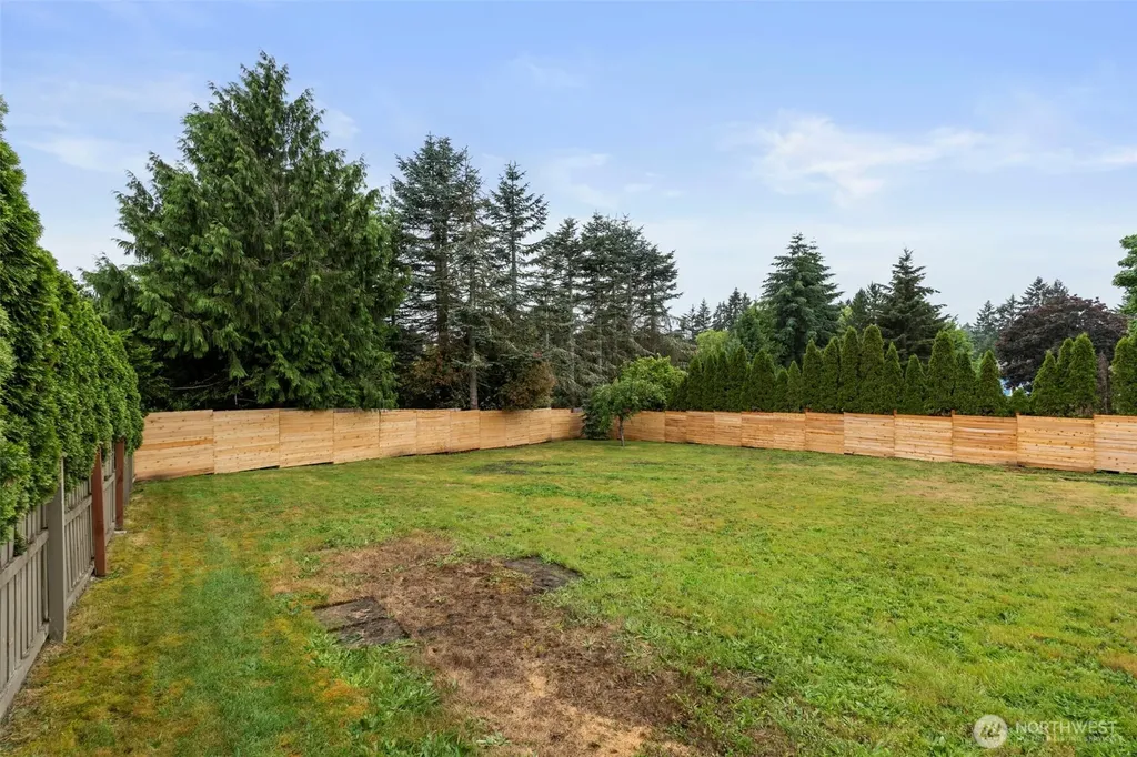 3733 Golden Eagle Loop Olympia WA 98513