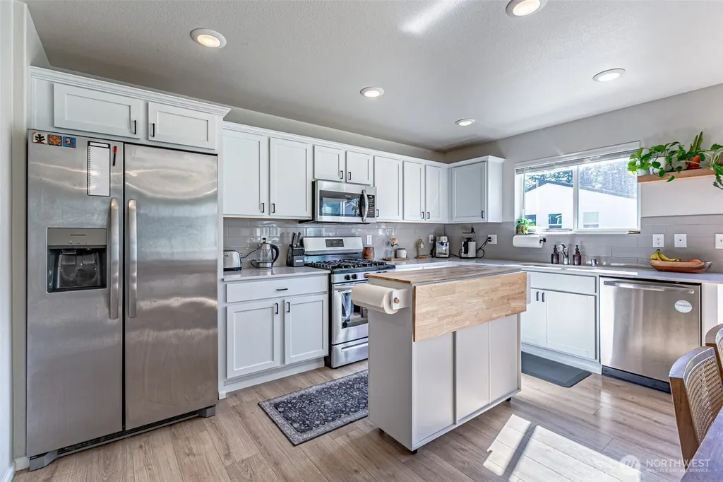 19904 135th Avenue E Graham WA 98338