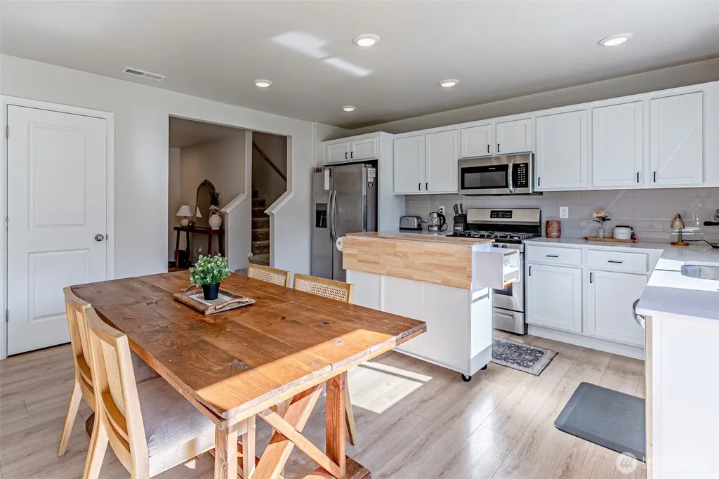 19904 135th Avenue E Graham WA 98338