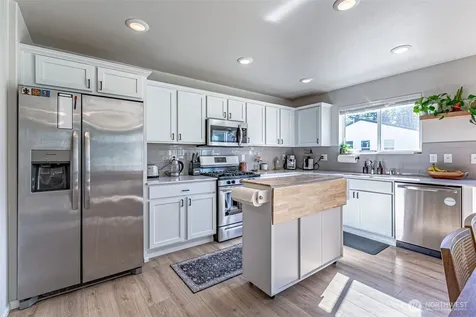 19904 135th Avenue E Graham WA 98338