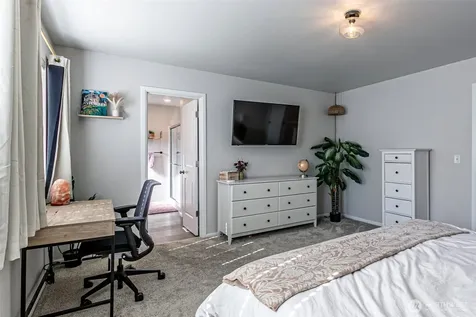 19904 135th Avenue E Graham WA 98338
