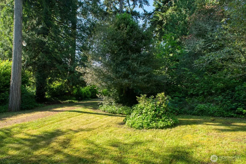 6069 Watauga Beach Drive E Port Orchard WA 98366