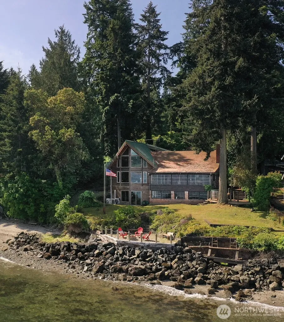 6069 Watauga Beach Drive E Port Orchard WA 98366