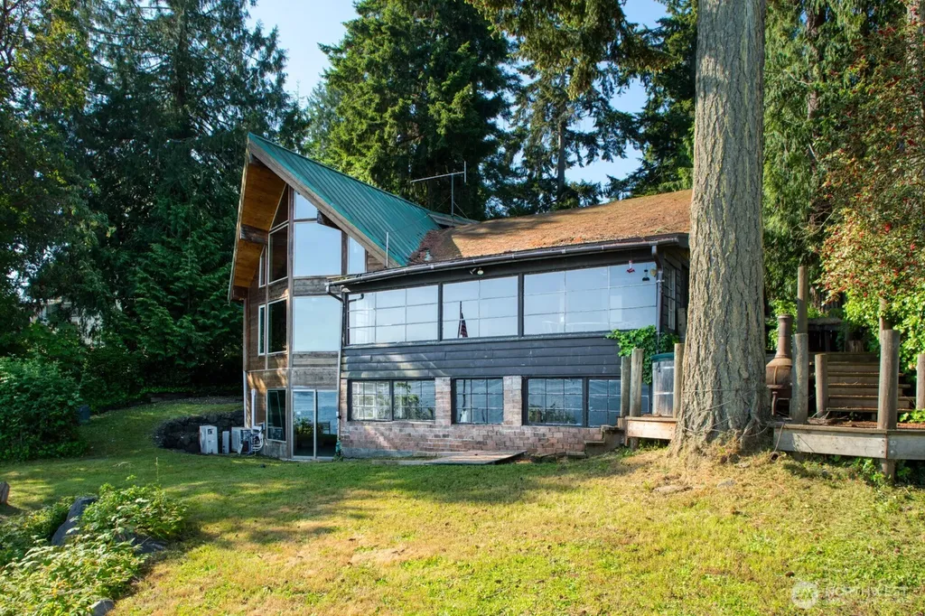 6069 Watauga Beach Drive E Port Orchard WA 98366