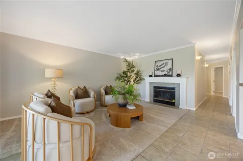 2307 W Woodin Avenue Chelan WA 98816
