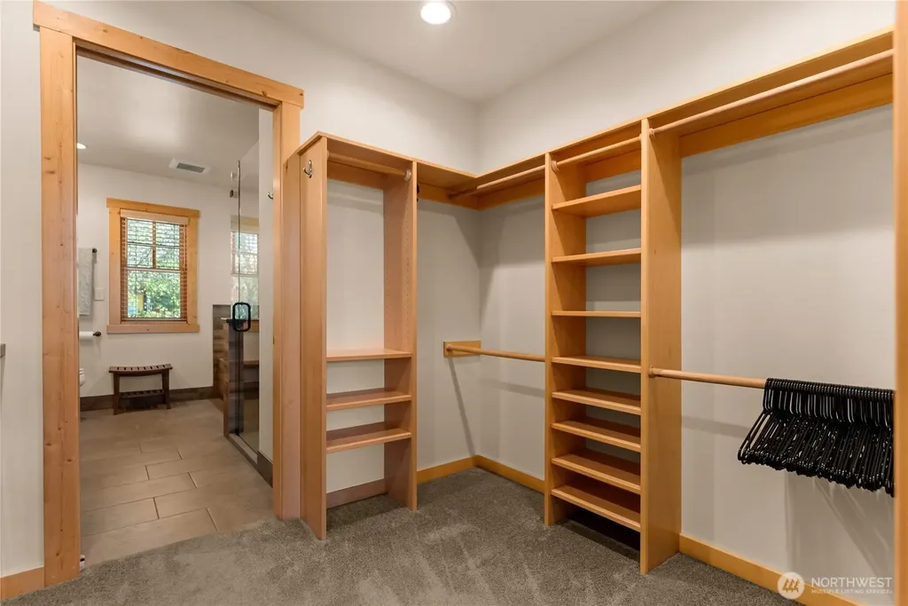 130 Sundown Road Winthrop WA 98862
