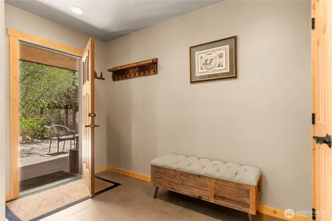 130 Sundown Road Winthrop WA 98862