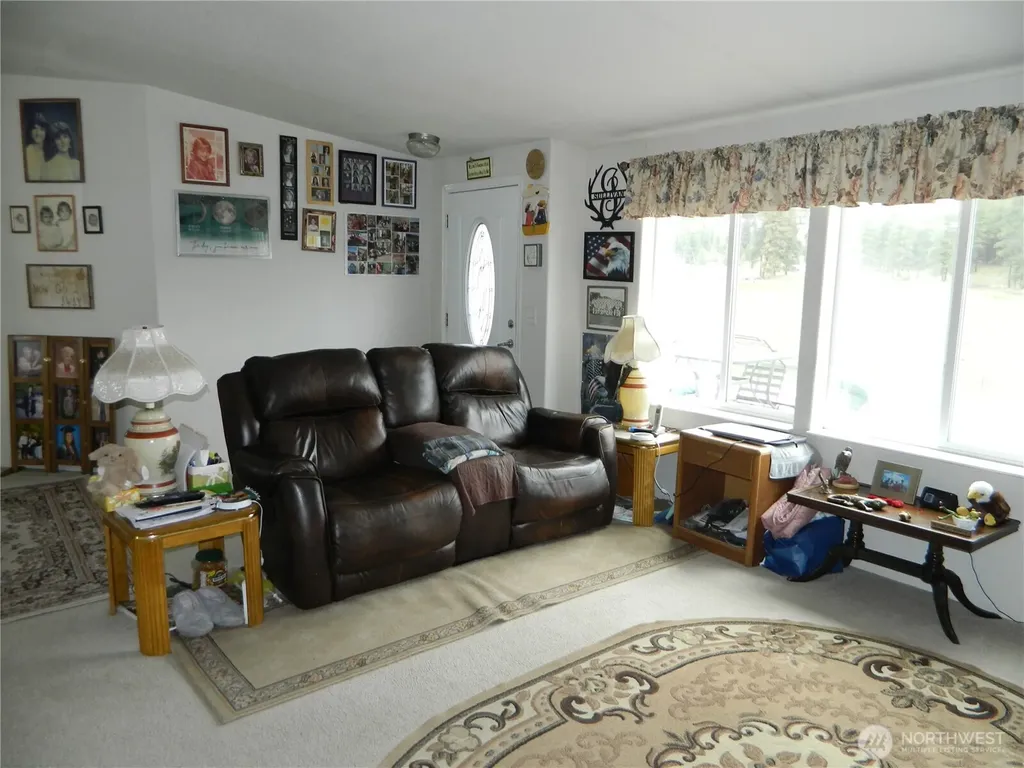 29 Duck Flats Road Tonasket WA 98855