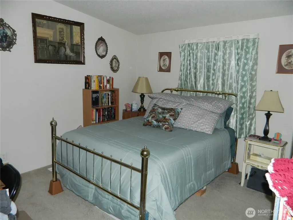 29 Duck Flats Road Tonasket WA 98855