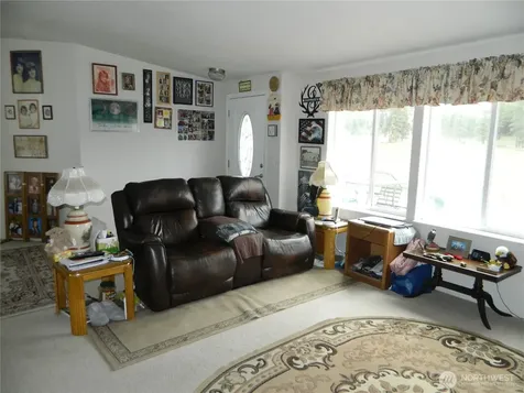 29 Duck Flats Road Tonasket WA 98855