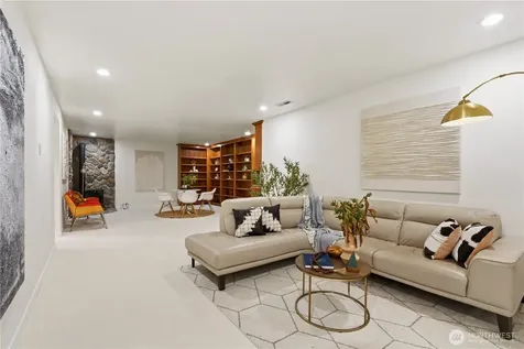 21633 NE 29th Street Sammamish WA 98074