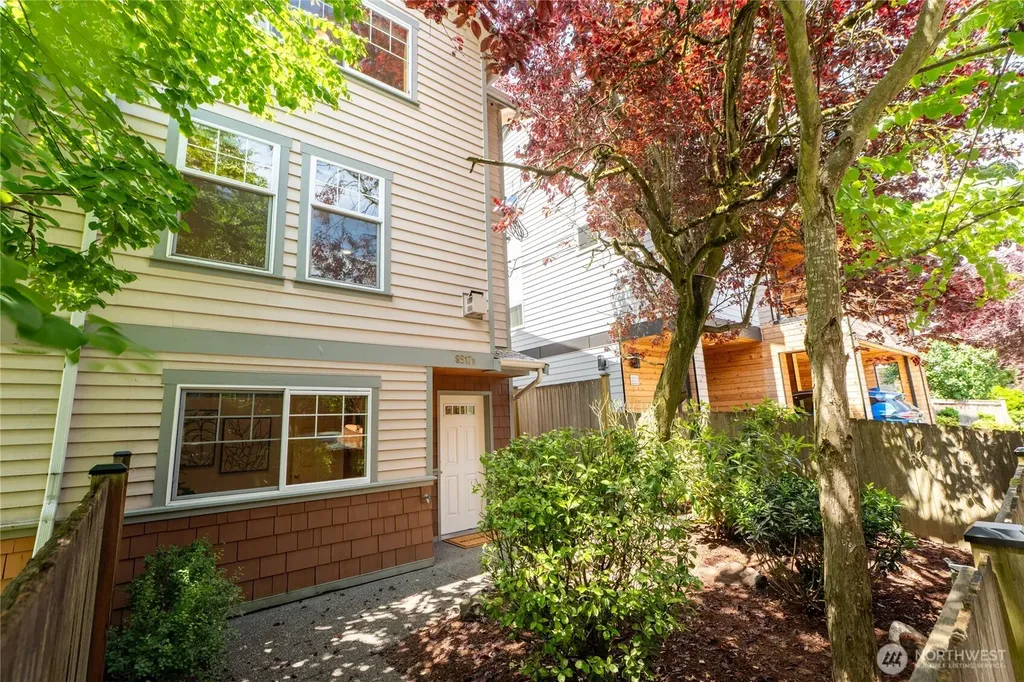 8517 Stone Avenue N Seattle WA 98103