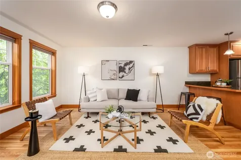 8517 Stone Avenue N Seattle WA 98103