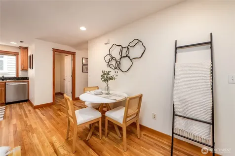 8517 Stone Avenue N Seattle WA 98103