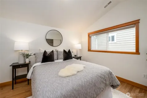 8517 Stone Avenue N Seattle WA 98103