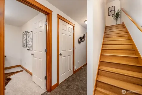 8517 Stone Avenue N Seattle WA 98103