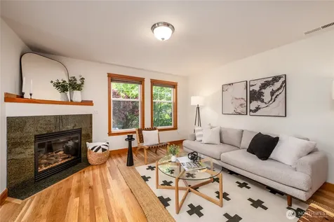 8517 Stone Avenue N Seattle WA 98103