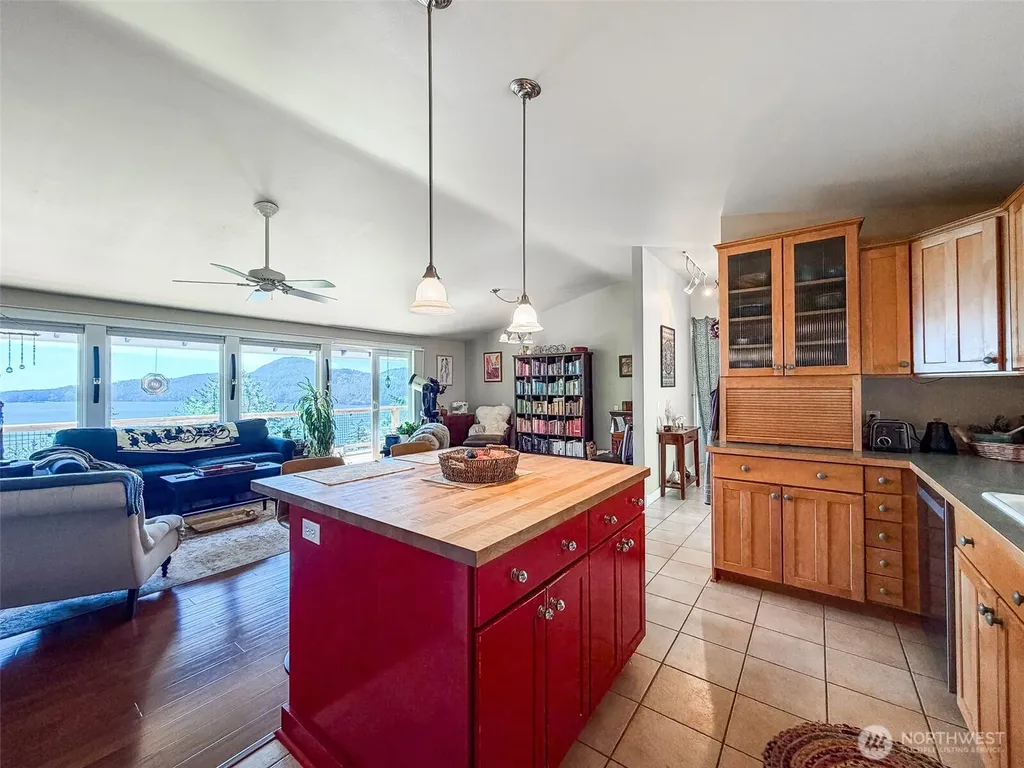 372 Cascade Way Orcas Island WA 98245