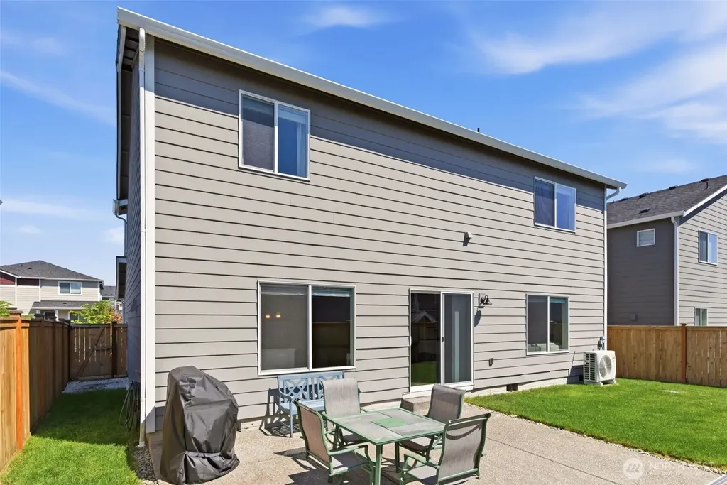 9219 Conine St SE Yelm WA 98597