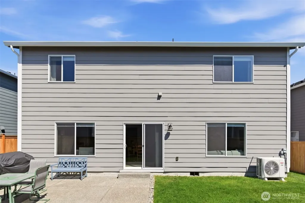 9219 Conine St SE Yelm WA 98597