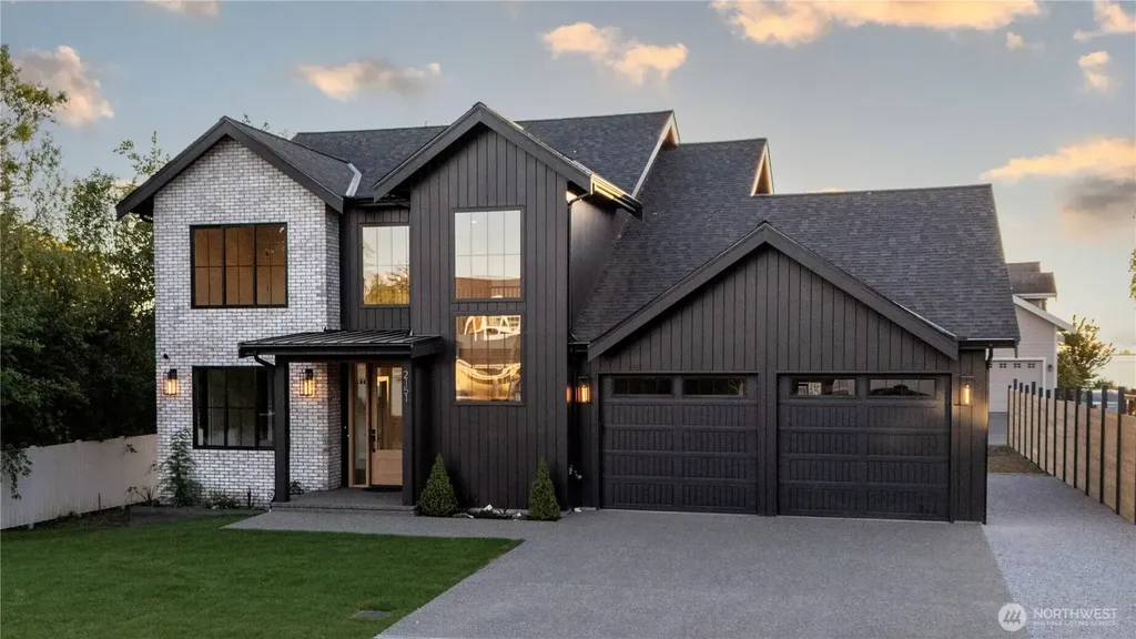 2151 Bayview Avenue Blaine WA 98230