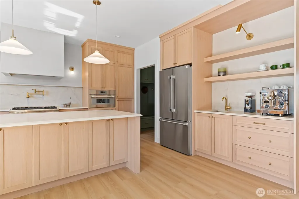 2151 Bayview Avenue Blaine WA 98230