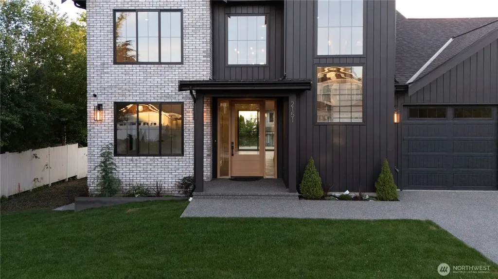 2151 Bayview Avenue Blaine WA 98230