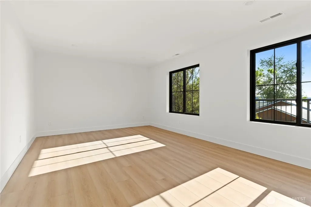 2151 Bayview Avenue Blaine WA 98230