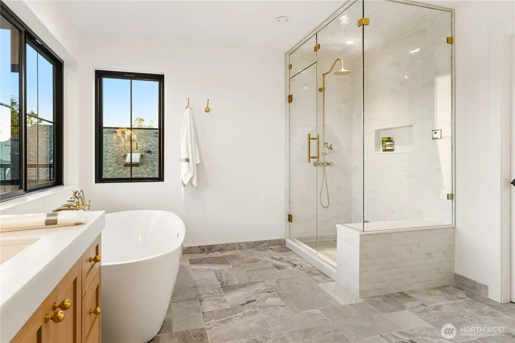 2151 Bayview Avenue Blaine WA 98230