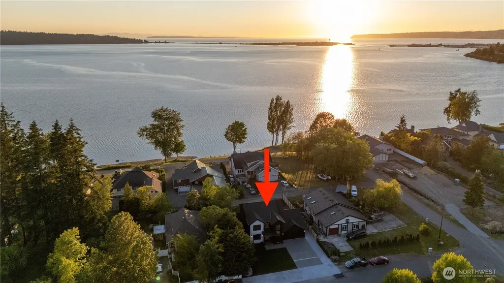 2151 Bayview Avenue Blaine WA 98230