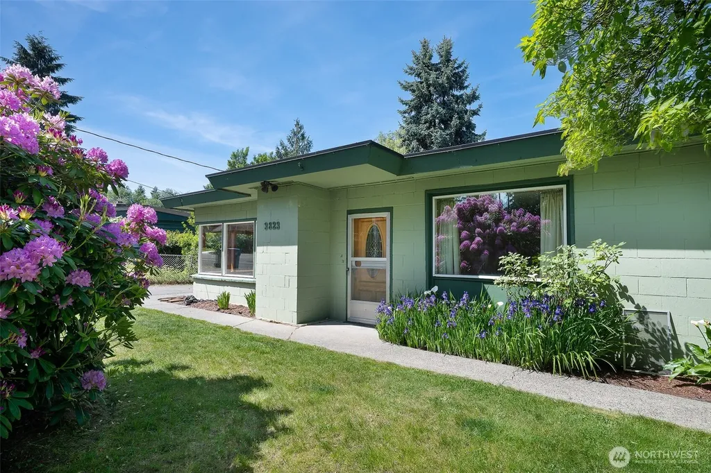 3823 214th Street SW Brier WA 98036