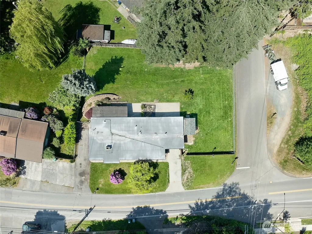 3823 214th Street SW Brier WA 98036