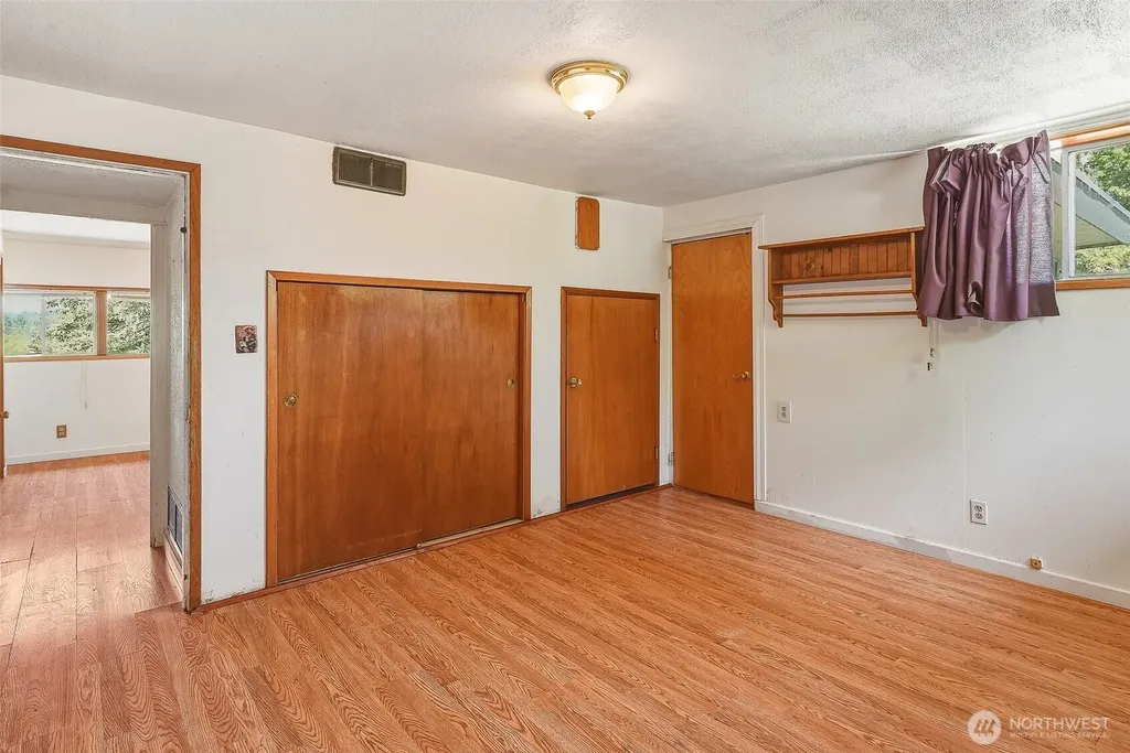 3823 214th Street SW Brier WA 98036