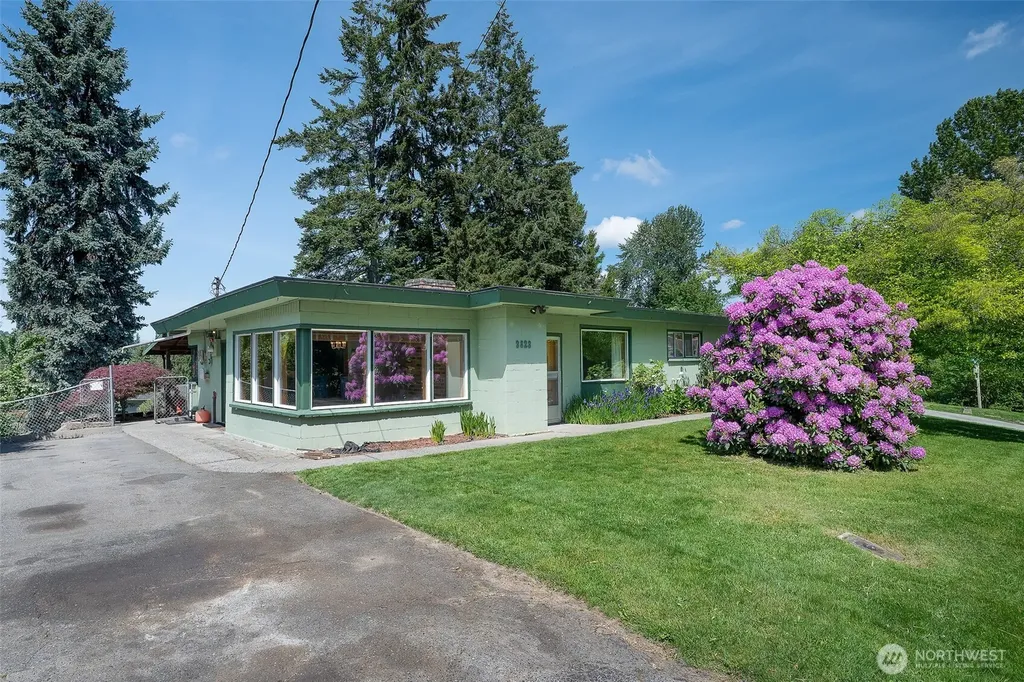 3823 214th Street SW Brier WA 98036