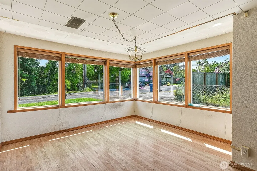 3823 214th Street SW Brier WA 98036